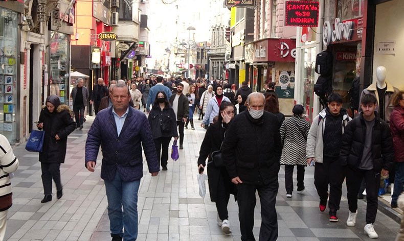 Maskeler kalktı, İnfluenza virüsü hortladı