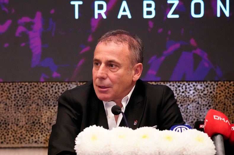  Abdullah Avcı: “Trabzonspor her zaman yarışmak zorundadır”