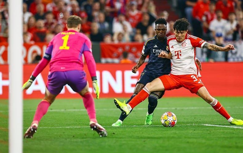 UEFA Şampiyonlar Ligi: Bayern Münih: 2 - Real Madrid: 2