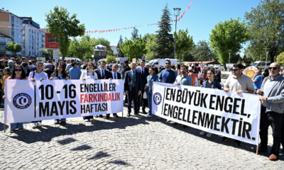 Engellilere farkındalık yürüyüşü