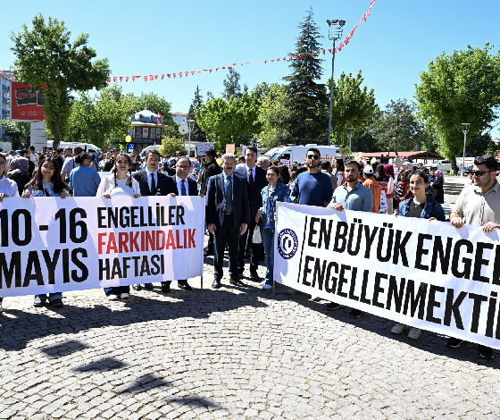 Engellilere farkındalık yürüyüşü