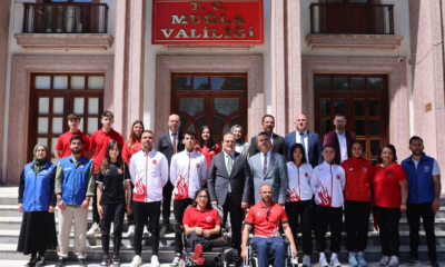 Milli sporculardan Vali Akbıyık’a ziyaret