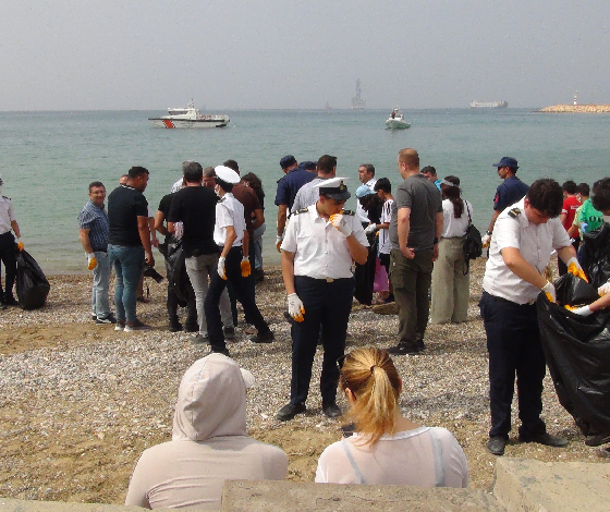 Mersin'de çevre temizliği yapıldı