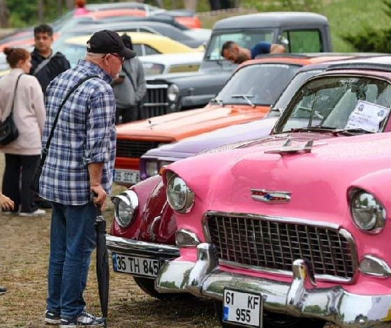 Bu yıl 12.’si düzenlenecek olan Klasik Otomobil Şöleni 1-2 Haziran 2024 tarihlerinde Urla’da gerçekleşecek