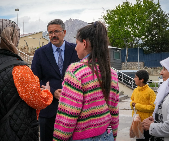 Vali Ali Çelik, vatandaşların sorunlarını dinledi