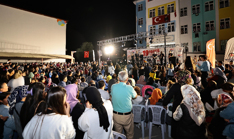 19 Mayıs coşkusu konserlerle başladı