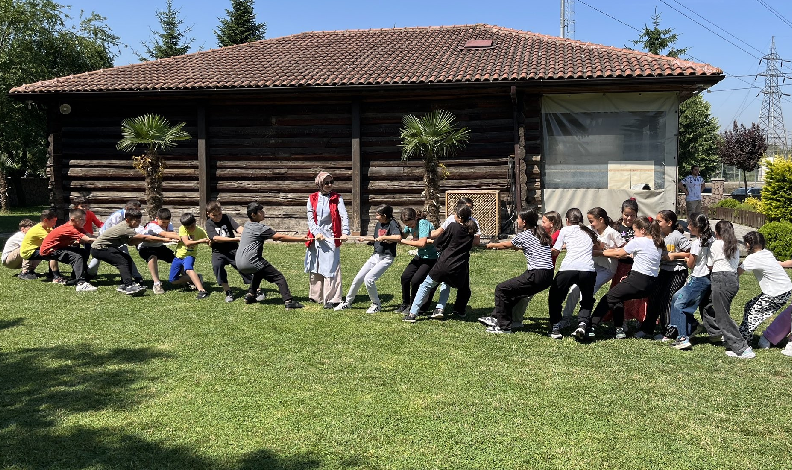 ÇEDES öğrencileri doyasıya eğlendi