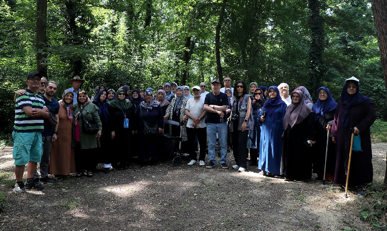 Yaşlılar YADEM’le yeşilin tonları arasında gezintiye çıktı