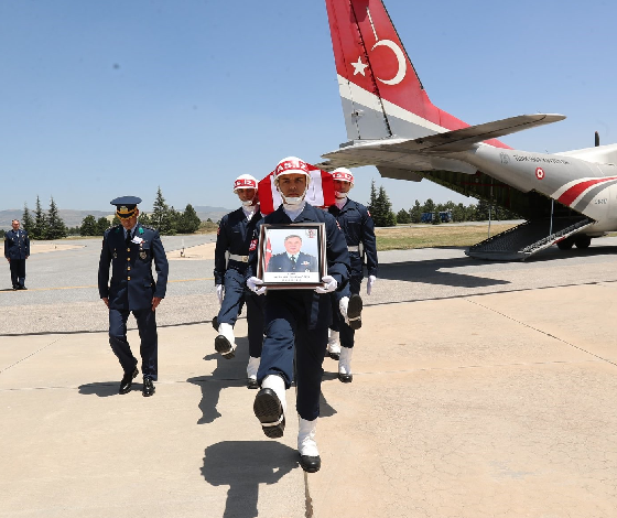 Gökhan Özen'in naaşı Eskişehir'e getirildi