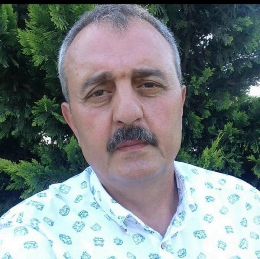 ARİF ALTUNTAŞ (BEKİR KOCA - TOLGA ŞAHİN - YUSUF GENÇ/TRABZON-İHA)<br />
Trabzon'un Araklı ilçesinin Haçovit Yaylası'nda bugün sabah saatlerinde bir yayla evinde çıkan yangında 3 kişi hayatını kaybederken, olayla ilgili şahısların akrabası olduğu öğrenilen 3 kişi gözaltına alındı.