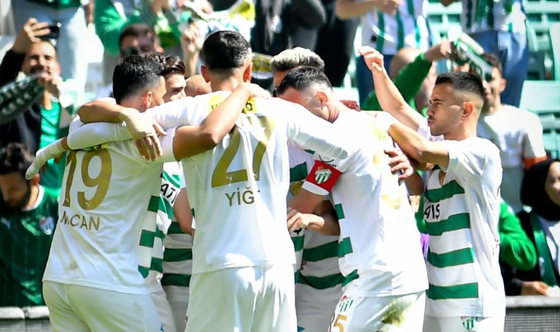 Bursaspor'lu futbolcular