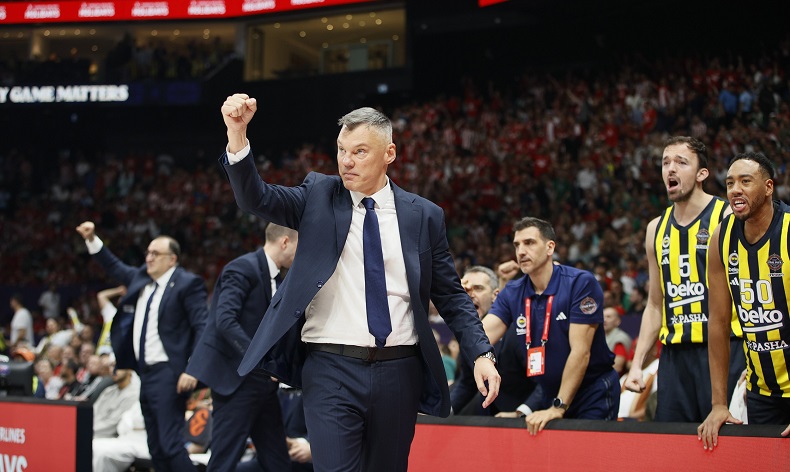 Fenerbahçe Beko antrenörü
